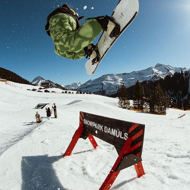 Damüls_Volcom_250308__DSC3980_HenriekeIbing_WEB.jpg